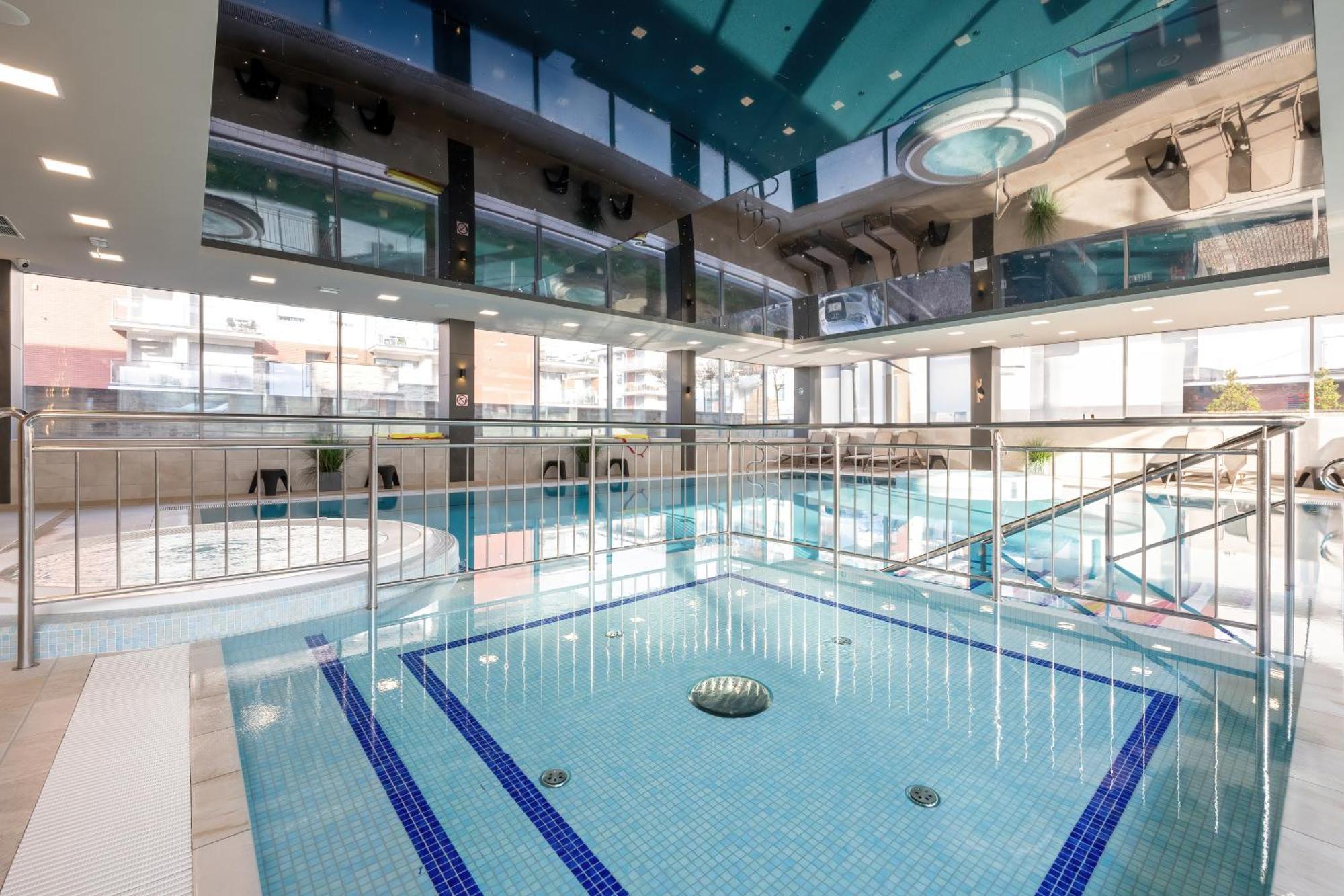 Klifowa Resort With Spa, Fitness & Kids Club By Noclegi Renters Rewal Esterno foto